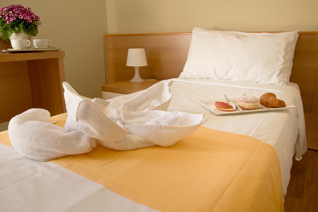 Hotel La Fenice Λινιάνο Σαμπιαντόρο Δωμάτιο φωτογραφία