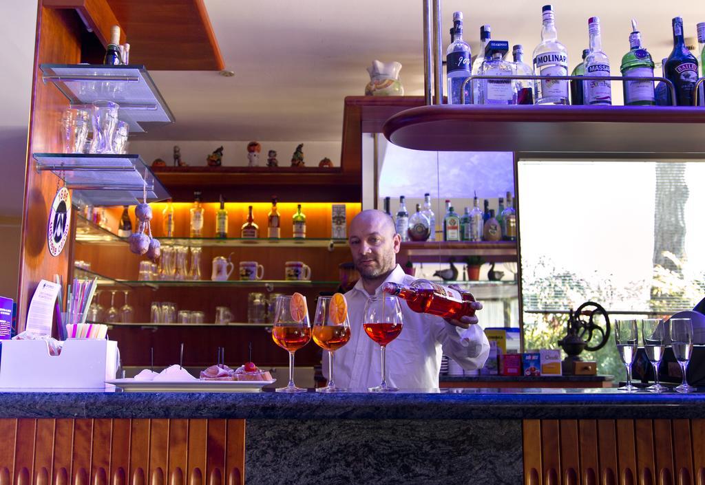 Hotel La Fenice Λινιάνο Σαμπιαντόρο Εξωτερικό φωτογραφία