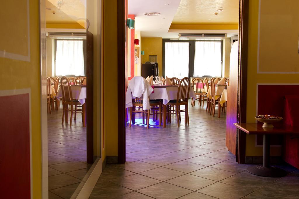 Hotel La Fenice Λινιάνο Σαμπιαντόρο Εξωτερικό φωτογραφία